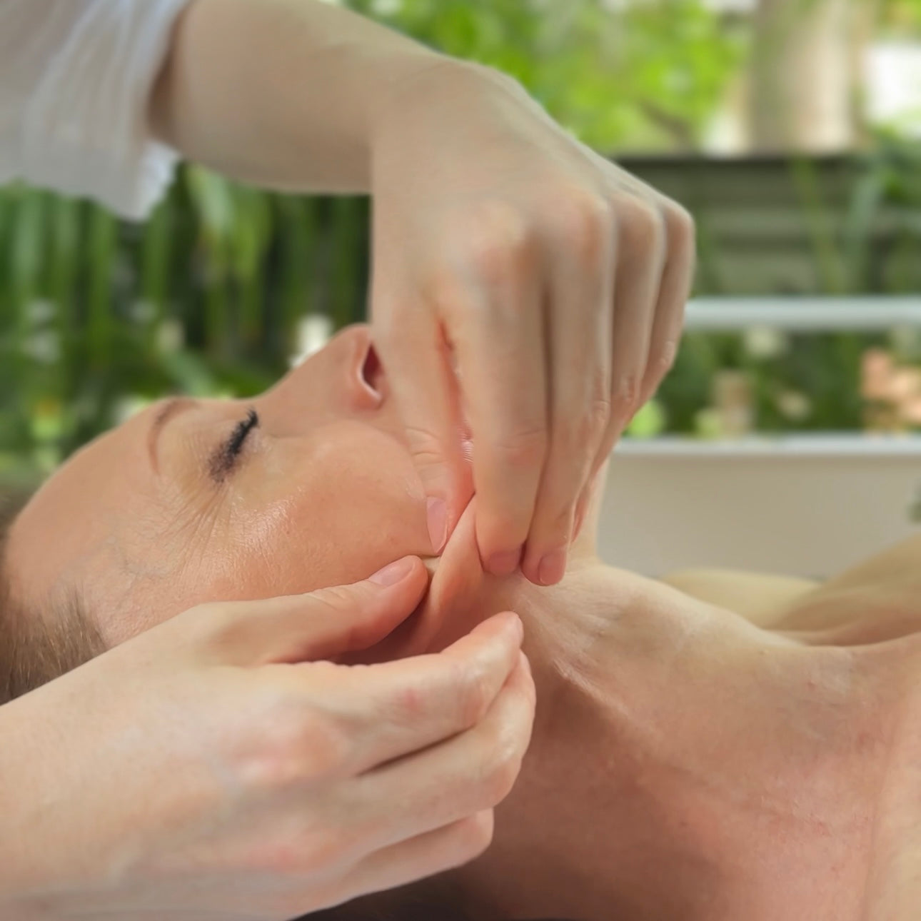 Nº 1 Deep Tissue Face & Décolleté 90 min